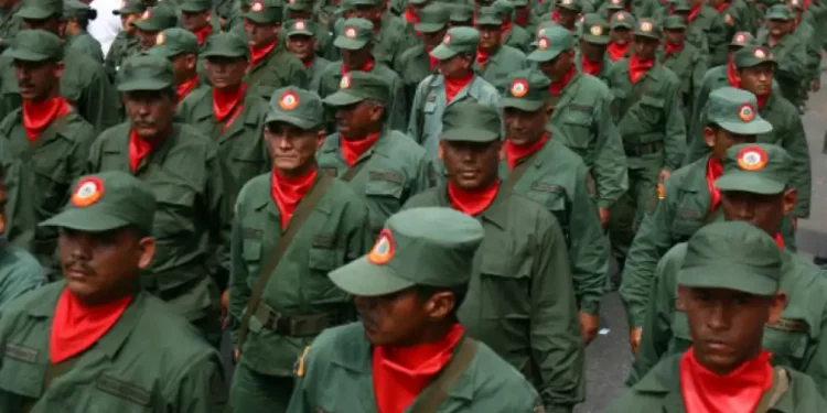 VENEZUELA moviliza a cuatro millones de milicianos ante la provocación de Estados Unidos