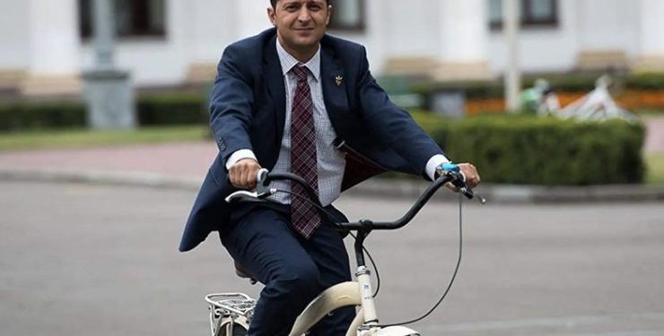 De cómo los capos del ciclismo mundial prohíben a Rusia y Bielorrusia y no a Israel