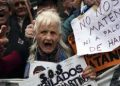 ARGENTINA. Como cada miércoles los jubilados se manifestaron contra el hambre y fueron brutalmente reprimidos