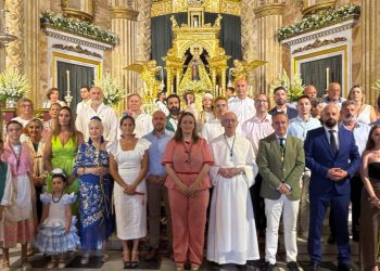 NO-DO en colores: Vox, la Iglesia y la virgen