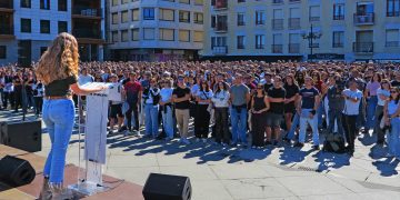 EHKS llama a enfrentar al fascismo durante la celebración en Zarautz del Gudari Eguna