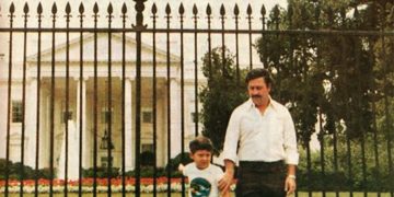 El narcotráfico de EE.UU. y la presencia de Pablo Escobar en la fiesta del PSOE para celebrar la victoria de Felipe González