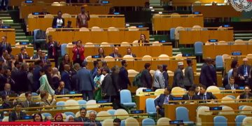 ISRAEL. Netanyahu ordenó que su discurso se transmitiera obligatoriamente en Gaza, no contaba con el abandono de decenas de países en la asamblea de la ONU