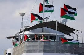 La Flotilla camino de Gaza pide «escolta» tras ser atacada esta noche con explosivos lanzados desde drones