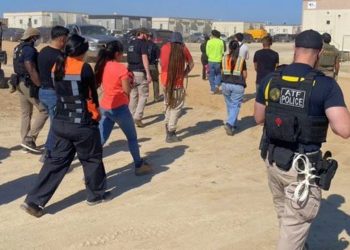 Una redada en Georgia (EE.UU) provoca la detención y secuestro de cientos de trabajadores