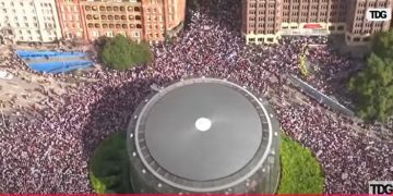 INGLATERRA. 150.000 fascistas se manifiestan en Londres; hubo respuesta