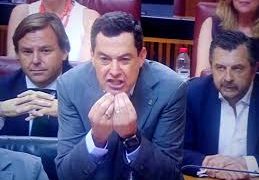 La derecha pide que los emigrantes sepan idiomas; uno el catalán, el otro el castellano y cómo Moreno cayó en la trampa