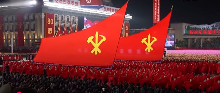 RPDC alerta al imperialismo exhibiendo en un impresionante desfile militar misiles que llegan a EE.UU