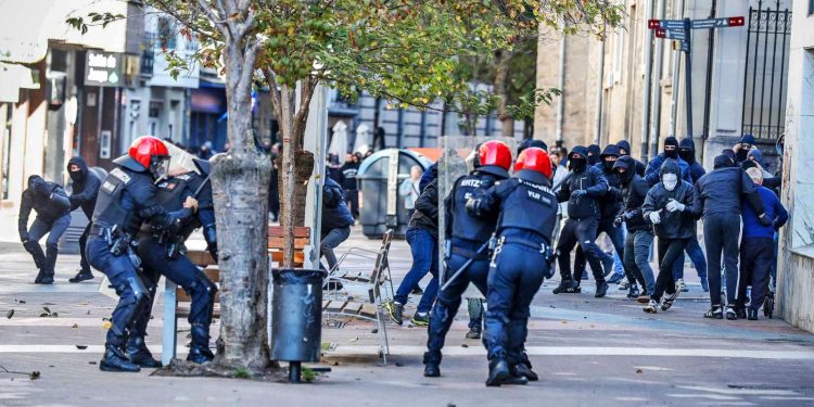 Una imagen que lo dice todo (abra la noticia para observar mejor el detalle)