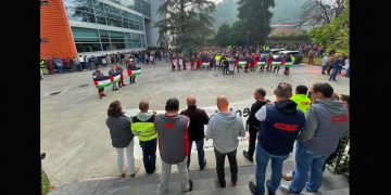 Palestina: El Comité de empresa de CAF-Beasain sigue nadando guardando previamente la ropa