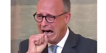 Un periodista abochorna al canciller alemán al preguntarle por su apoyo a Israel