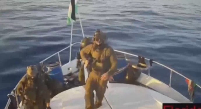 ISRAEL, la impunidad infinita: aborda a la flotilla humanitaria con la complicidad de la U.E, la OTAN y los gobiernos árabes