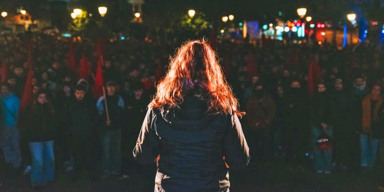 Unas mil personas reunidas por CJS en Madrid abogaron por “romper lo atado y bien atado”