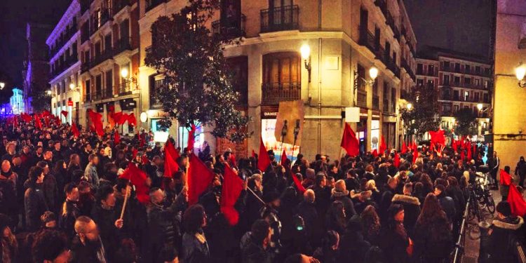 MARIO AGUIRIANO. 22-N: Sumar, Iglesias y la radicalidad