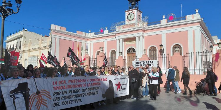 La lucha de las limpiadoras de la Universidad de Cádiz