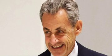 FRANCIA. Sarkozy fue condenado a cinco años de cárcel; sólo ha pasado 20 días en prisión