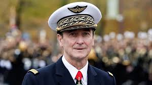 FRANCIA. El Jefe del Estado Mayor amenaza: Francia debe prepararse para «perder niños» en la guerra