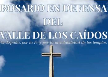 España profunda (muy profunda): fieles acuden a rezar al llamado «Valle de los Caídos» por la continuidad del «recinto sagrado»
