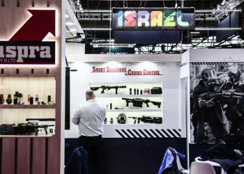 FRANCIA (UE). Feria Internacional de armas con Israel como stand estrella