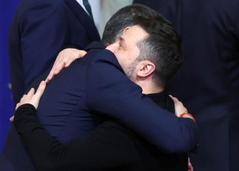 Sánchez recibirá en Madrid al títere de la banda terrorista OTAN y líder de la extrema derecha ucraniana