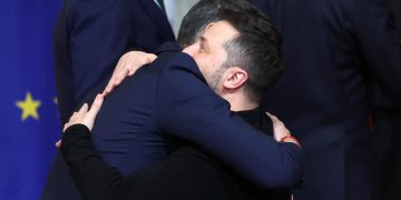 Sánchez recibirá en Madrid al títere de la banda terrorista OTAN y líder de la extrema derecha ucraniana