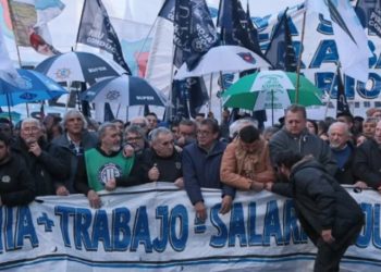 ARGENTINA. Despidos masivos y degradación de salarios