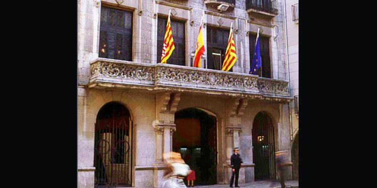 El Ayto de Girona (con alcalde de la CUP) tiene abierto dos procedimientos para desahuciar a una mujer y sus dos hijos