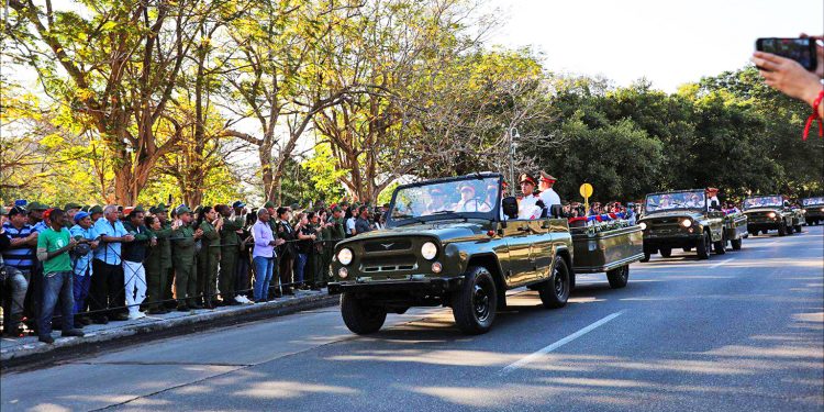 CUBA. Llegan los 32 combatientes caídos en Venezuela a la Isla irredenta, donde se les ofrece sentido homenaje