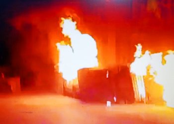 IRÁN. Atacan una estación de policía; tres personas han muerto y 17 han resultado heridas