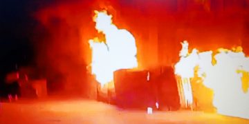 IRÁN. Atacan una estación de policía; tres personas han muerto y 17 han resultado heridas