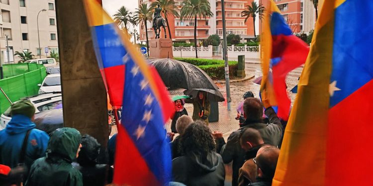 Contundente intervención de Pepe Barroso en Cádiz en apoyó de Venezuela y señalando al Gobierno lacayo español