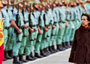 El Gobierno progre subirá los sueldos del personal perteneciente a su ejército imperialista