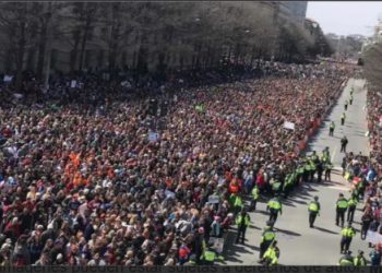 EE.UU. Trump anuncia que irá al rescate de los que se manifiesten en Irán contra el gobierno