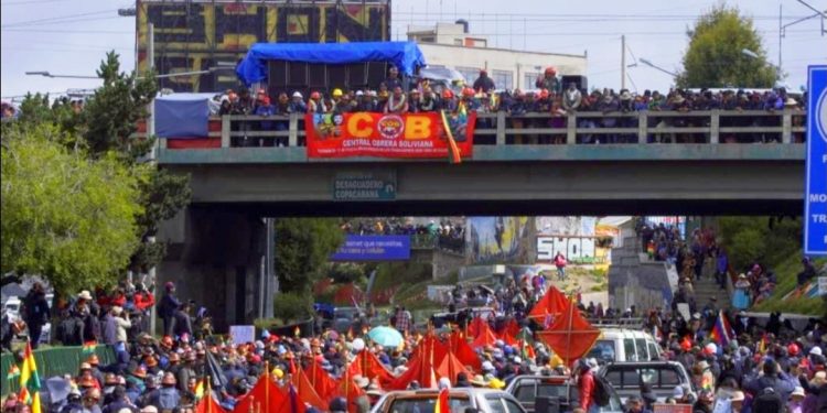BOLIVIA. La clase obrera paraliza la capital (Video)