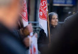 Desahucian a una familia (abuela y dos nietas pequeñas huerfanas por violencia machista)