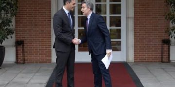 PP y PSOE se reunen para consensuar el envío de tropas a Ucrania en defensa del gobierno fascista