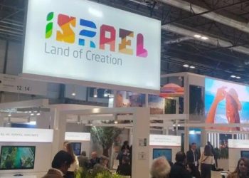 Con absoluta impunidad y rodeado de guardaespladas Israel se presentó en FITUR 2026