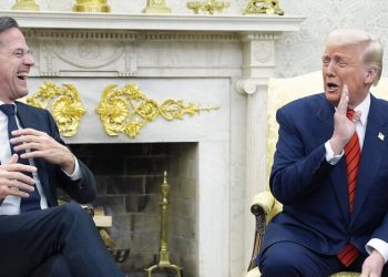 JORG KRONAUER. Conflicto entre imperialistas