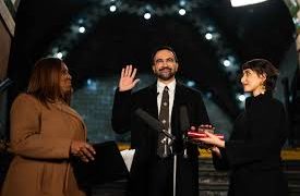 Asumió el nuevo Alcalde de Nueva York y dijo que haría una gestión socialdemócrata (pero… ¿no se nos dijo que era de izquierdas?)»