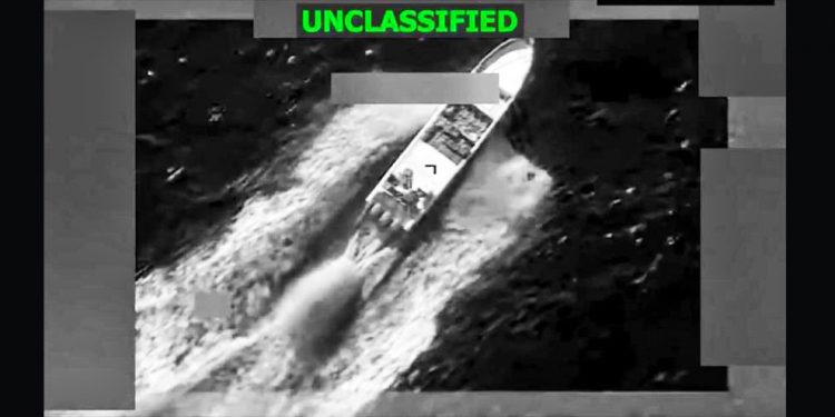 EE.UU. continúa con su matanza en aguas internacionales: otras dos personas asesinadas