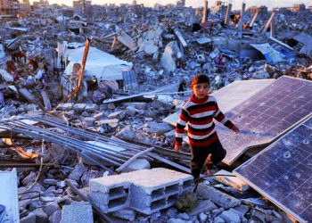 Así destruyó el ejército sionista sistemas de energía solar en Gaza con el objetivo de agravar la crisis humanitaria