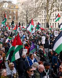 Miles de manifestantes en Londres por Palestina; hubo detenidos por exhibir carteles que no gustaron a la policía
