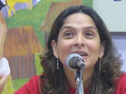 GLORIA MUÑOZ RAMÍREZ. Los de abajo