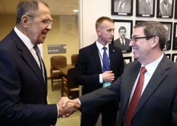 RUSIA. Lavrov llamó al ministro de Exteriores cubano Bruno Rodríguez para respaldar a la isla irredenta