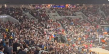 Otra vez el himno a todo volúmen para tapar la enorme pitada al Borbón en una final deportiva