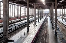 Lunes 9. La huelga de trabajadores ferroviarios a toda máquina