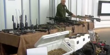 CUBA enseña al mundo el cargamento del yate detenido con mercernarios (Video)