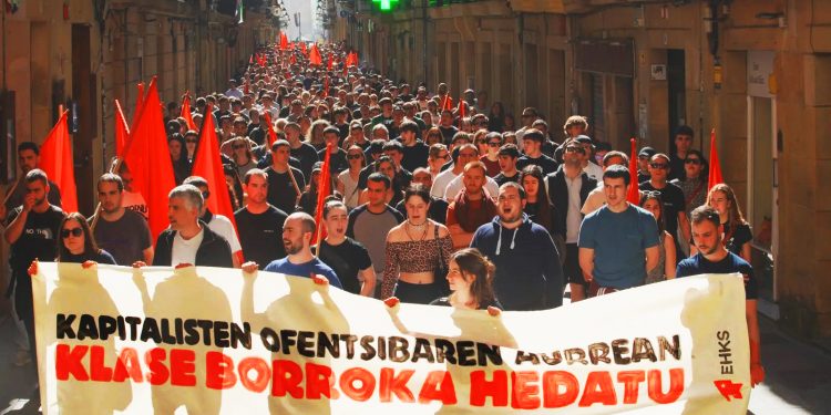 EHKS ha movilizado a miles de personas en manifestaciones durante la jornada de huelga general