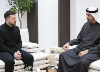 GOLFO PÉRSICO. El títere Zelenski quiere ser la tercera pata del eje Israel/EE.UU