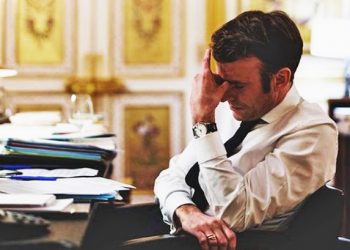FRANCIA. Macron quiso ejercer de lobo, pero tuvo que volver al papel real que le corresponde: el de Caperucita